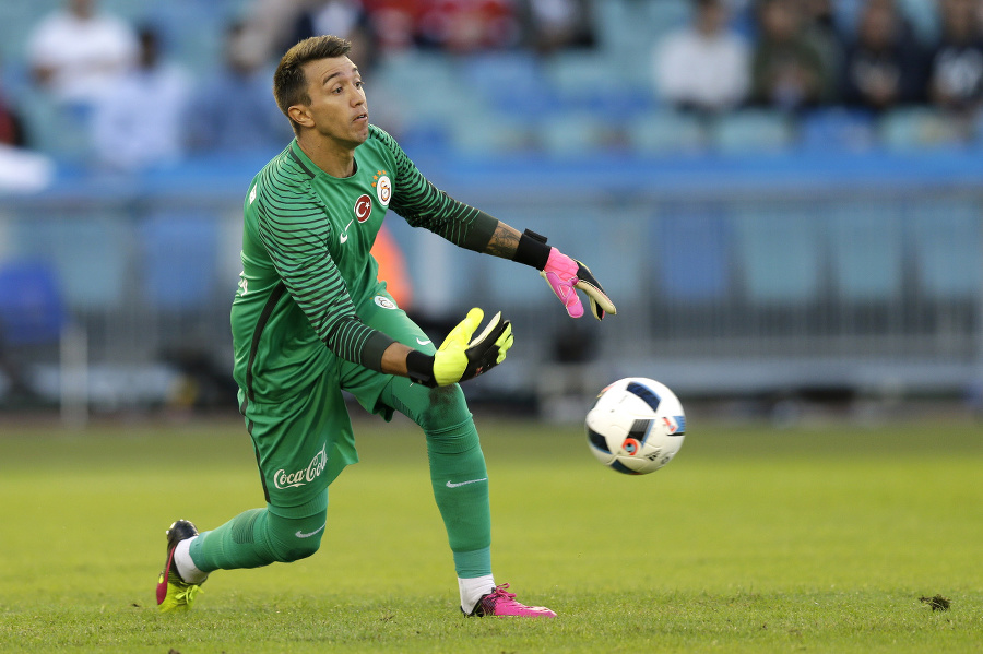 Fernando Muslera nemá problém