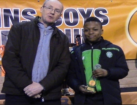 Karamoko Dembele (vpravo) je