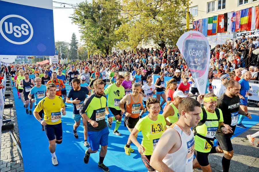 Odštartované! Bežci sa vydali