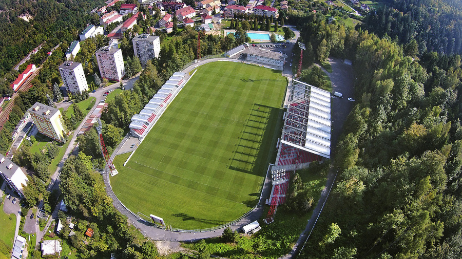Štadión futbalového klubu Železiarne