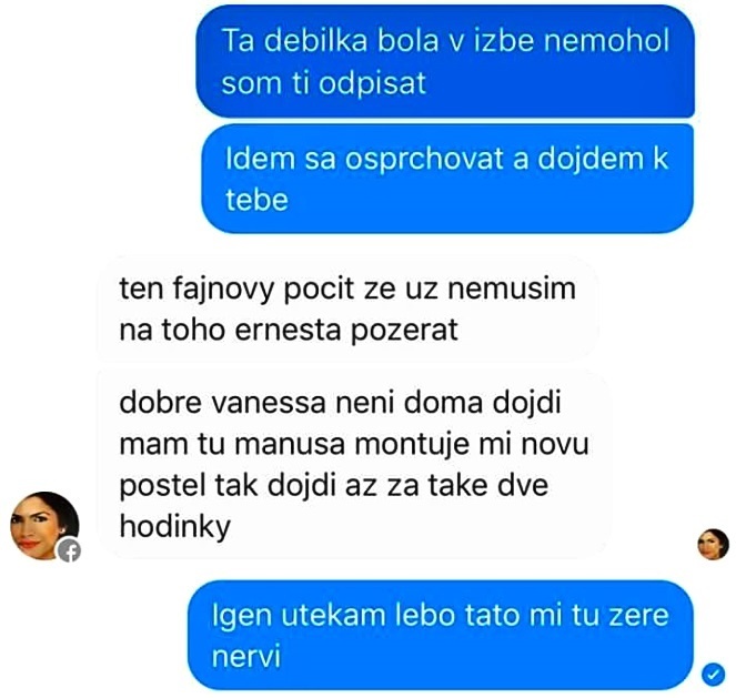 Falošná konverzácia medzi Šarköziovou