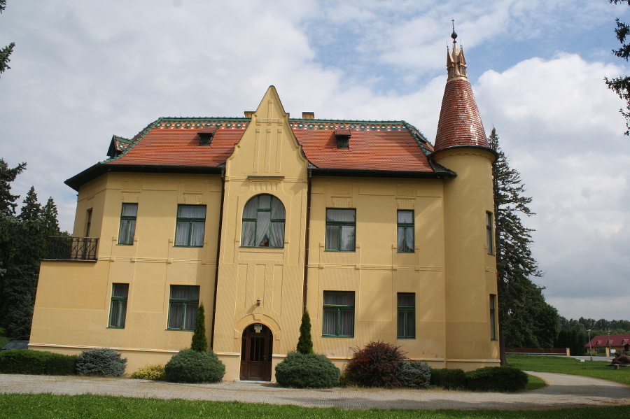 Poľovnícke sídlo: Stavbu, ktorá