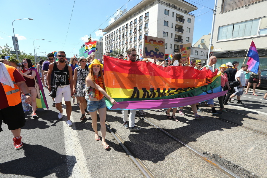 Oficiálna podpora ministerstva zahraničných