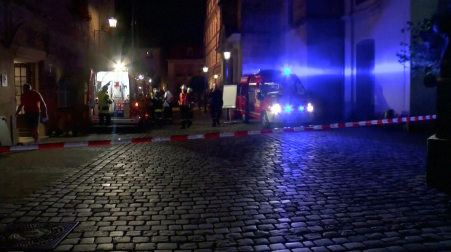 Mestom Ansbach otriesol výbuch.