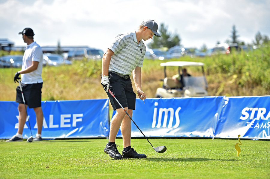 Peter Bondra hral golf