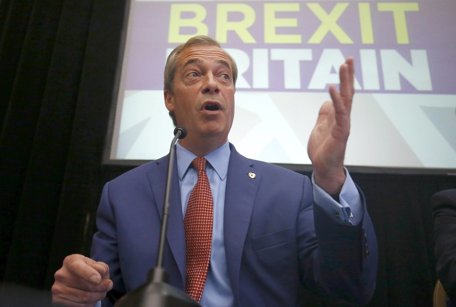 Farage je považovaný za strojcu brexitu.