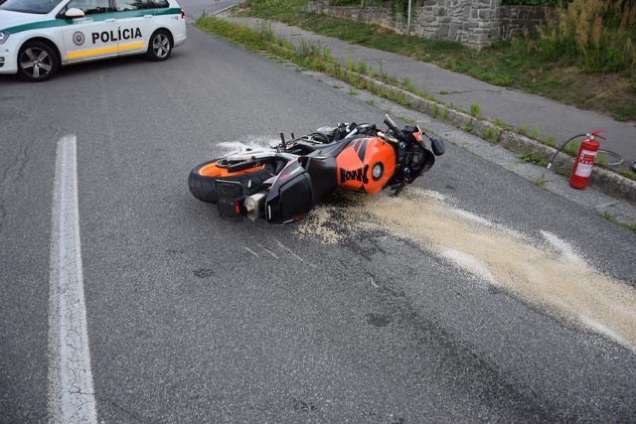 Vodič tejto motorky zrazil