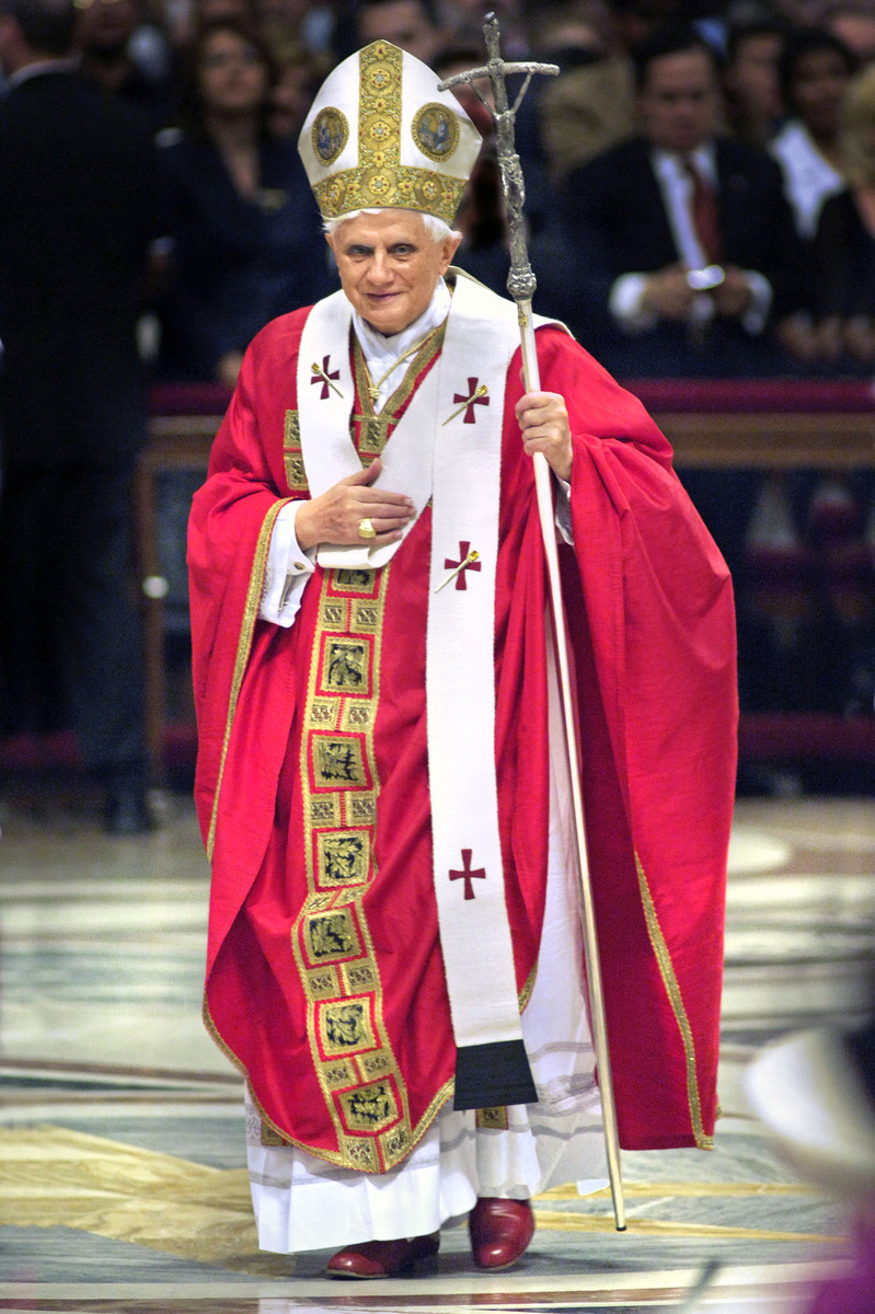 Benedikt XVI.: Vydáva knihu,