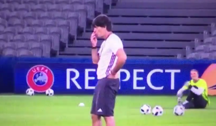 Joachim Löw sa prekonáva.