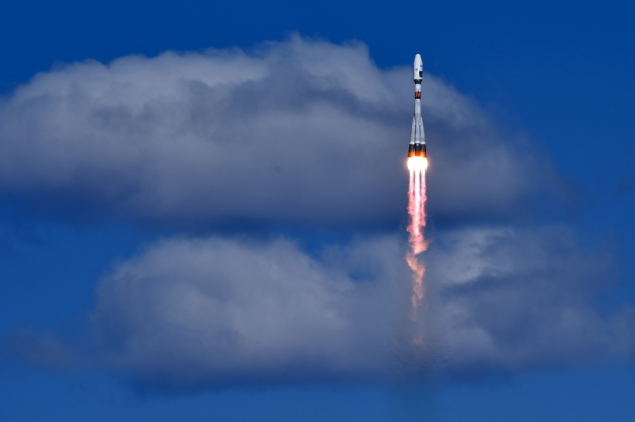 Raketa Sojuz úspešne odštartovala.