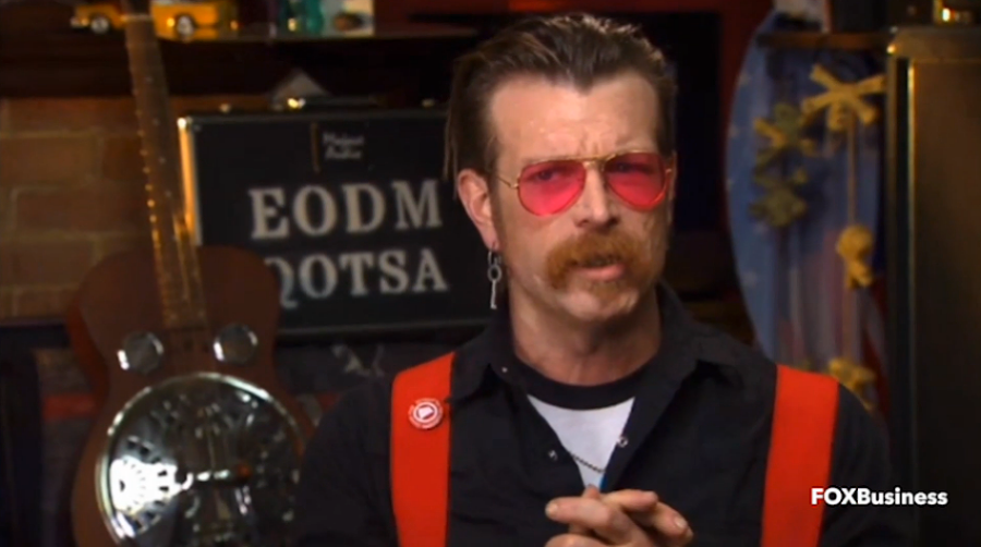 Jesse Hughes si všimol