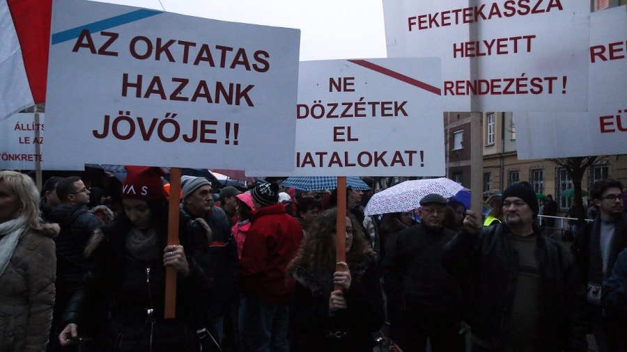 Protest maďarských pedagógov 3.
