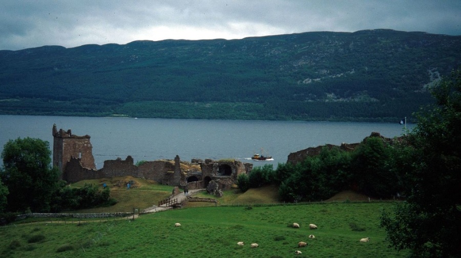Škótske jazero Loch Ness
