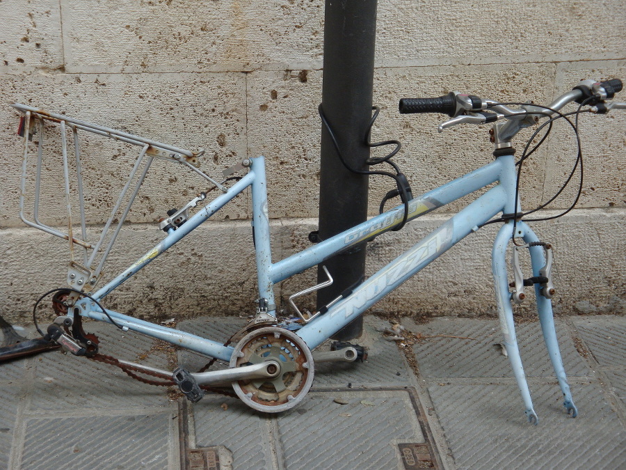 Priviazaný bicykel sa ukradnúť