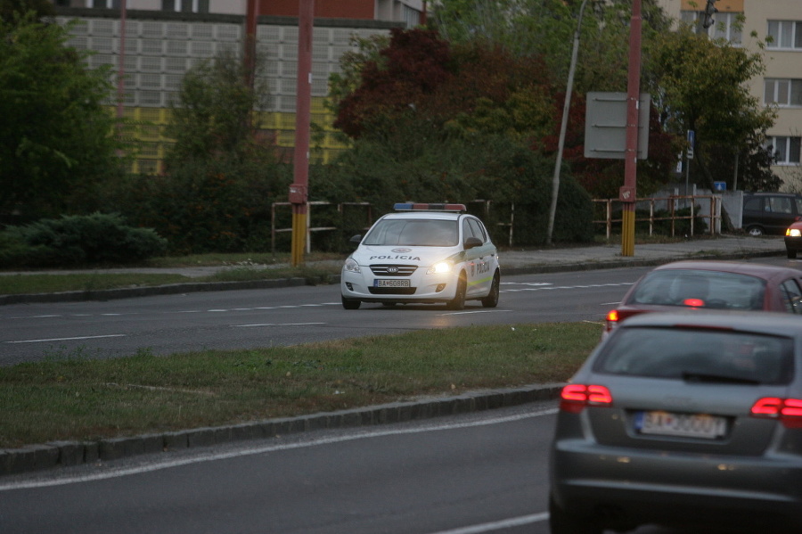 Policajtom nevadilo, že jazdia