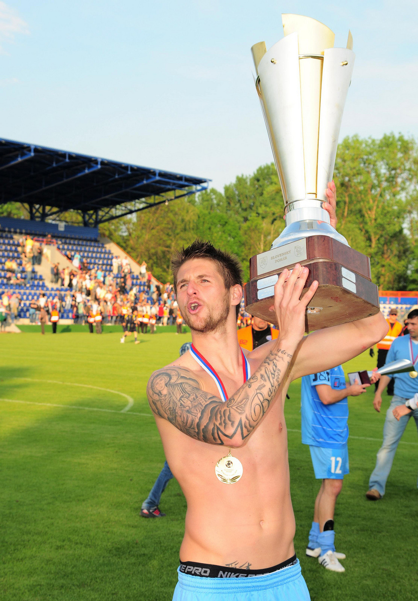 Mario Božič s trofejou