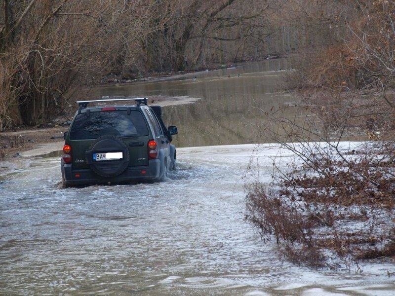 Kolesá sú umyté, voda