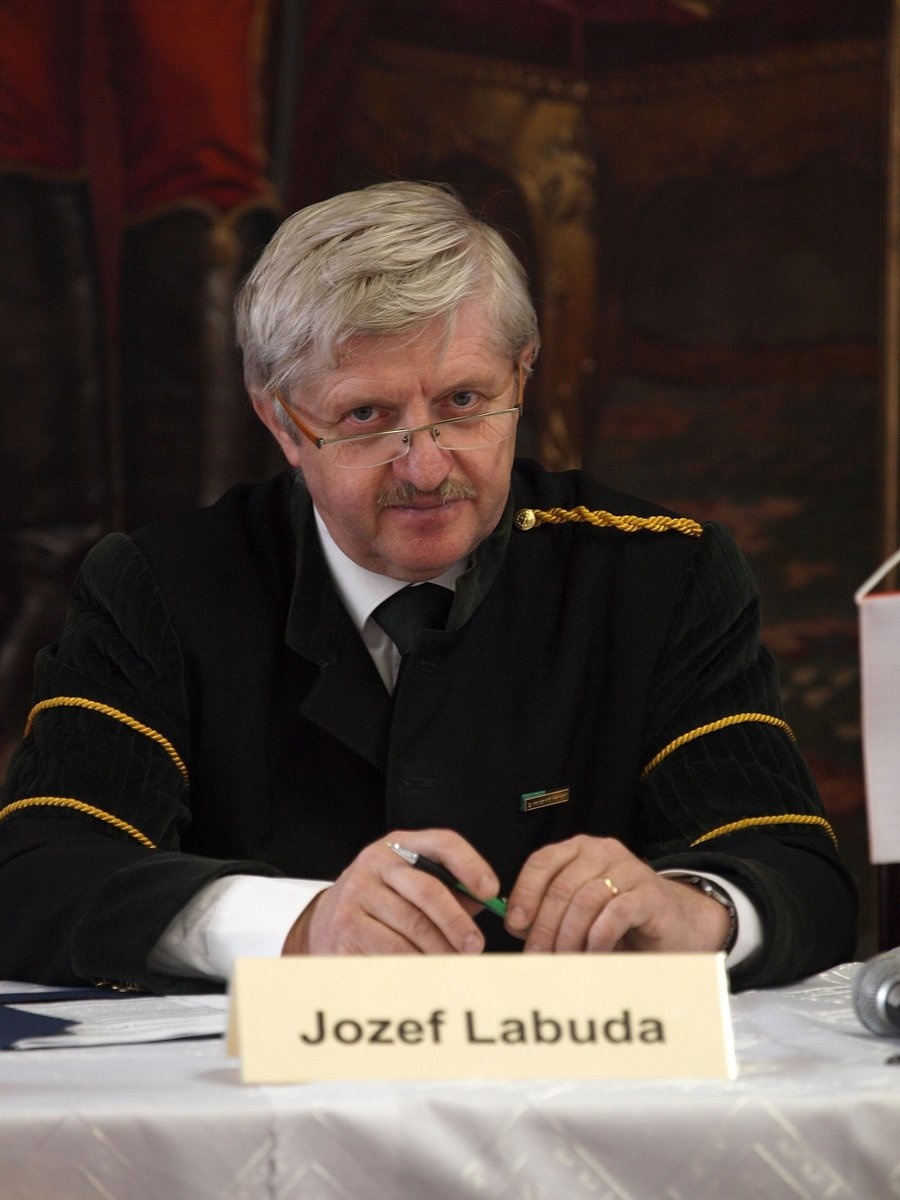 Jozef Labuda, riaditeľ Slovenského