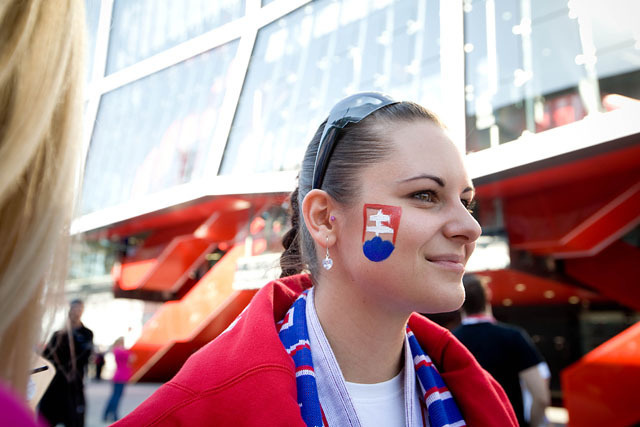 Fanúšikovia vytrvalo povzbudzovali slovenských