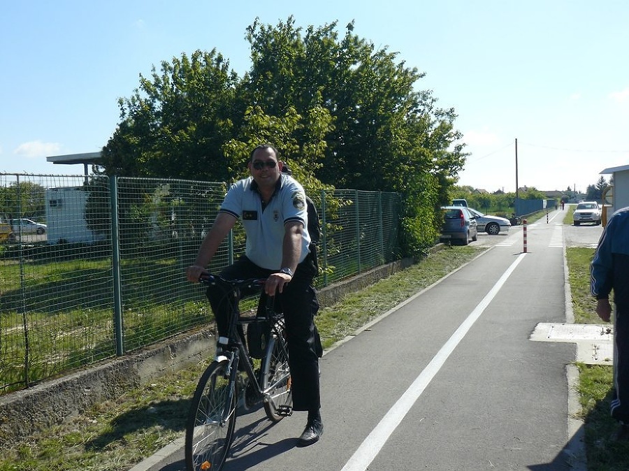 Novýc cyklistický chodník medzi