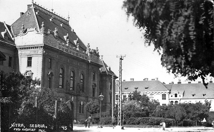 Mesto Nitra na starých