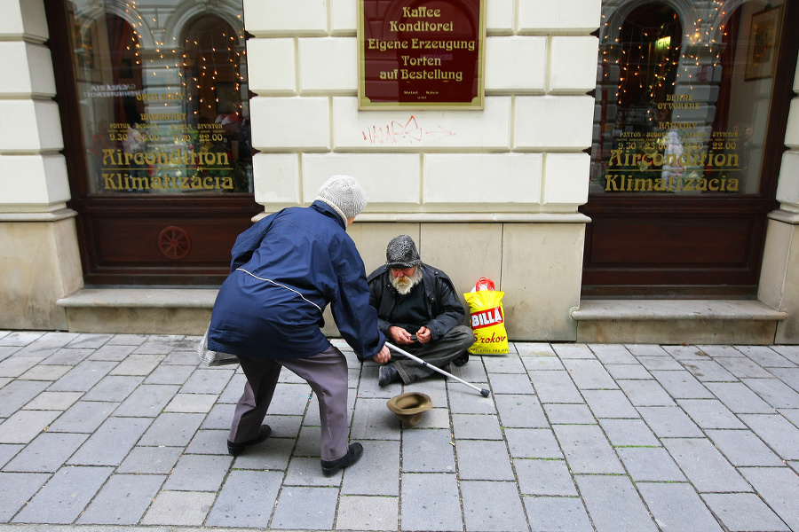 Bezdomovcom od zimy pribudne