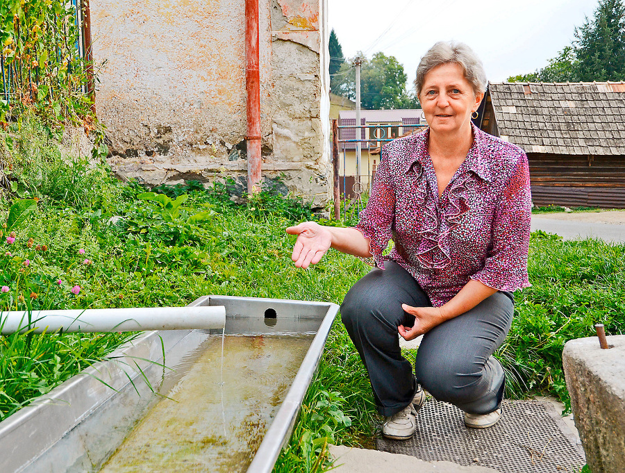 Starostka Mária Falatková pri