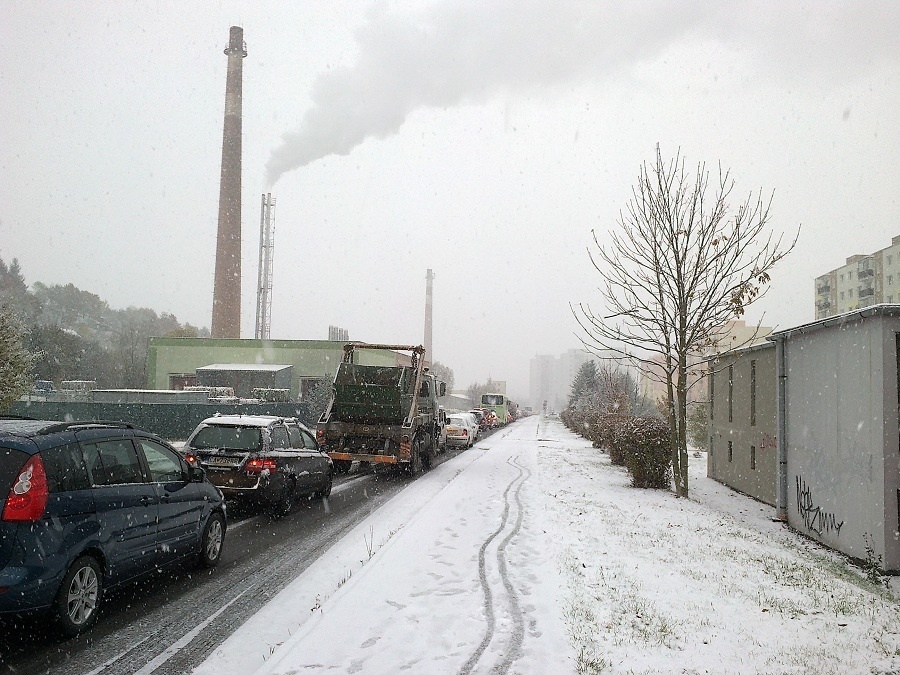 Liptovský Mikuláš: Sneženie skomplikovalo