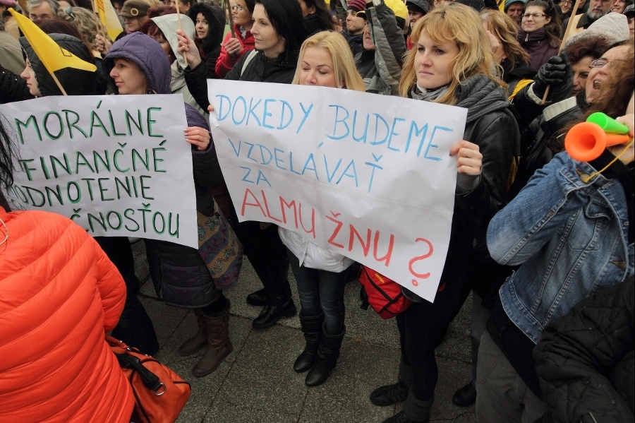 Dokedy budeme vzdelávať za almužnu?