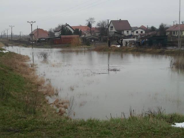 Obec Kmeťovo v okrese