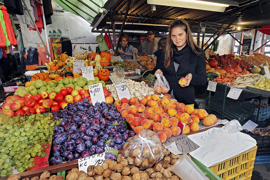 Trh na Miletičovej: Eva