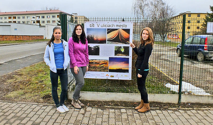 Študentkám Gymnázia I. Kraska