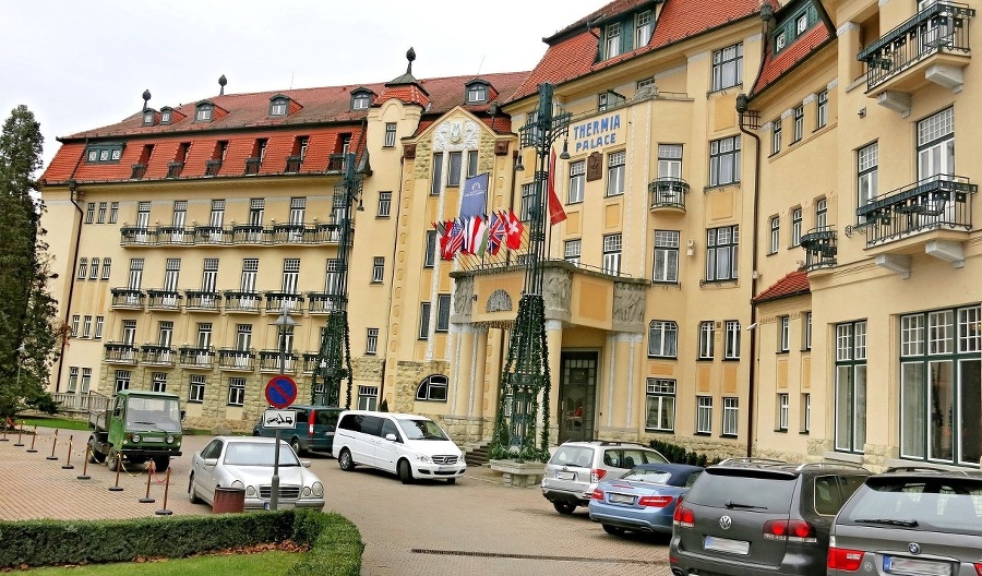 Hotel Thermia Palace v