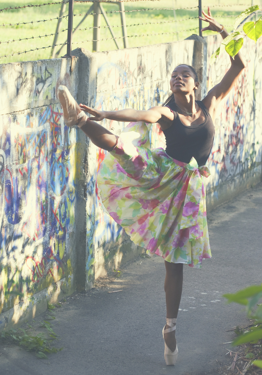 Talentovaná gymnastka Martine (18)