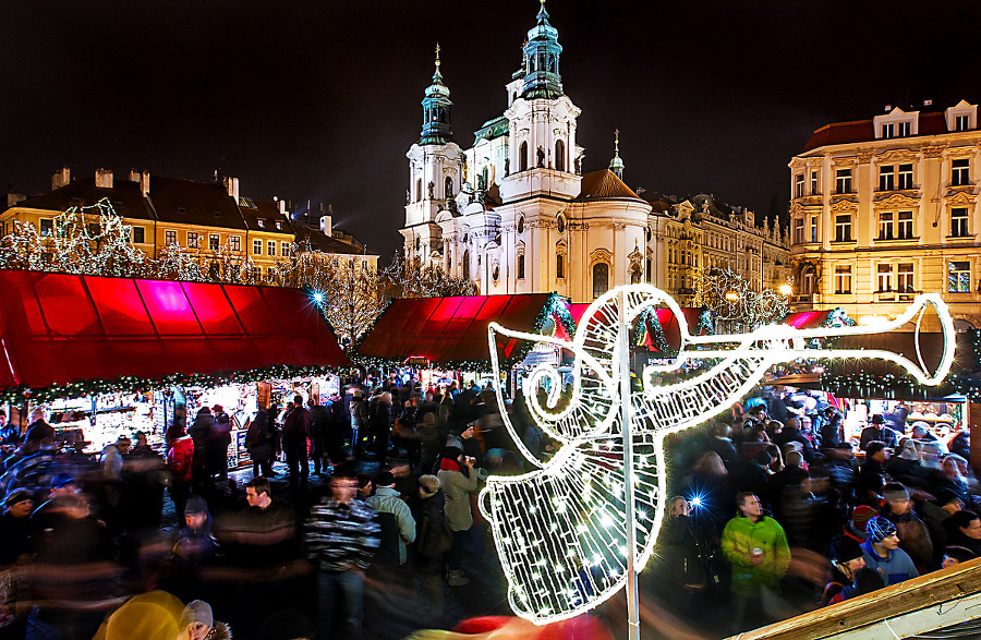 Porovnanie vianočných trhov vo