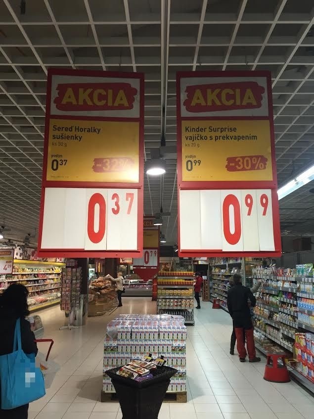 Akcia v slovenskom supermarkete,