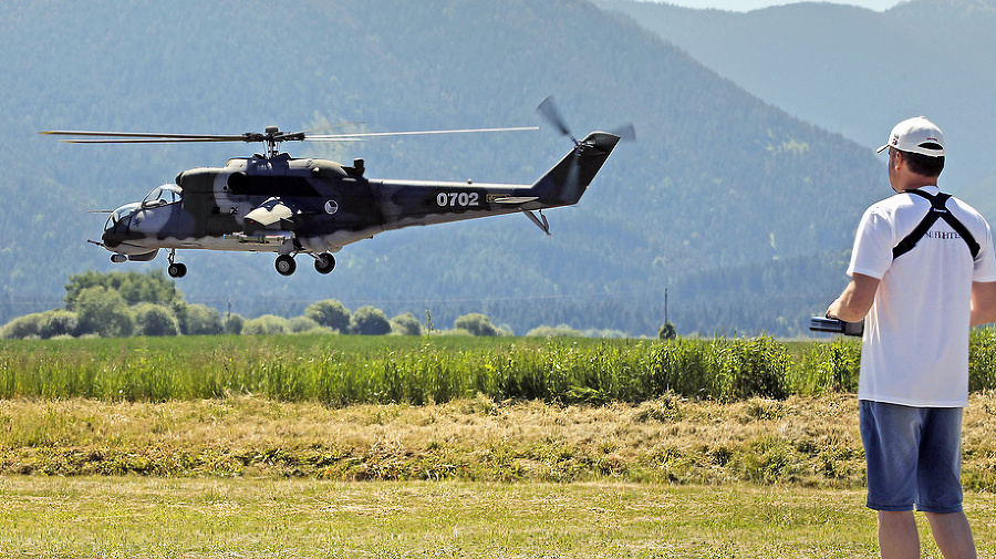 Vrtuľník MI-24D zaujal svojou