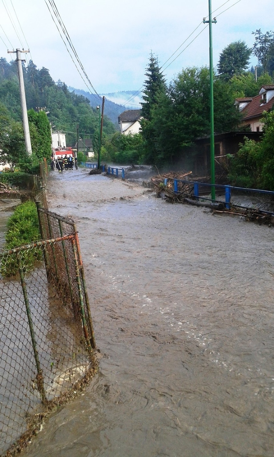 Vyliaty potok spôsobil obyvateľom