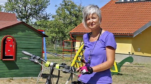 Riaditeľka školy denne bicyklom