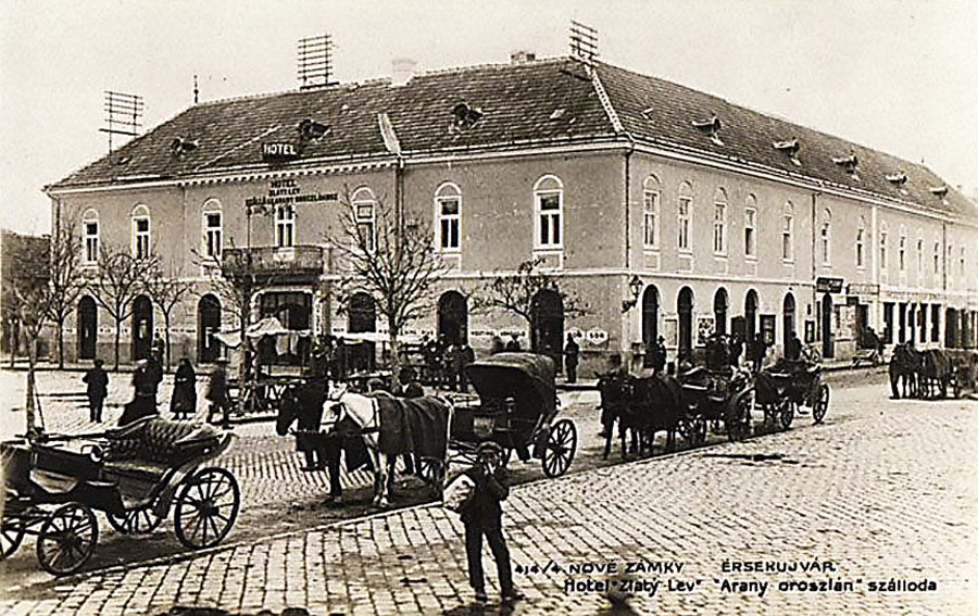 Rok 1930: Hotel Zlatý