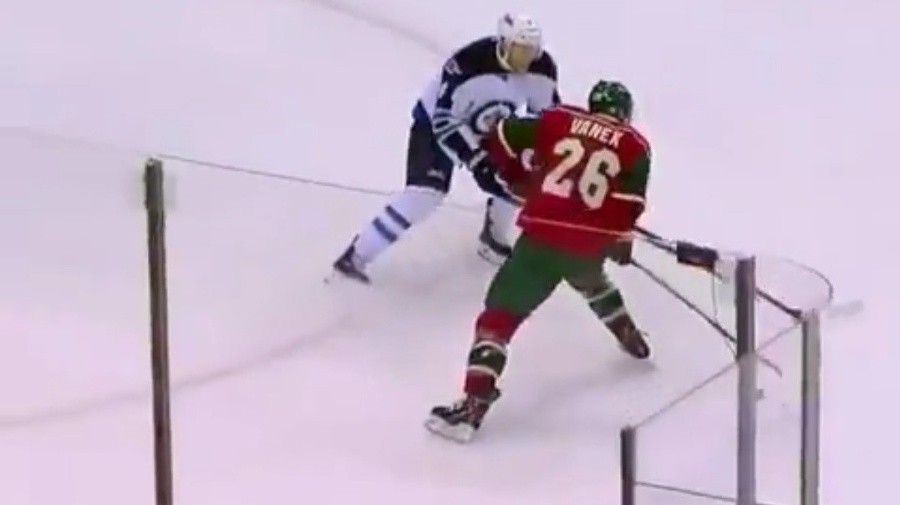 Thomas Vanek v noci