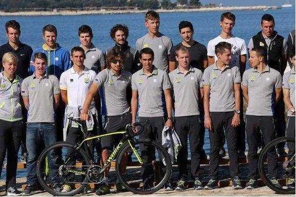 Tím Tinkoff-Saxo na sústredení