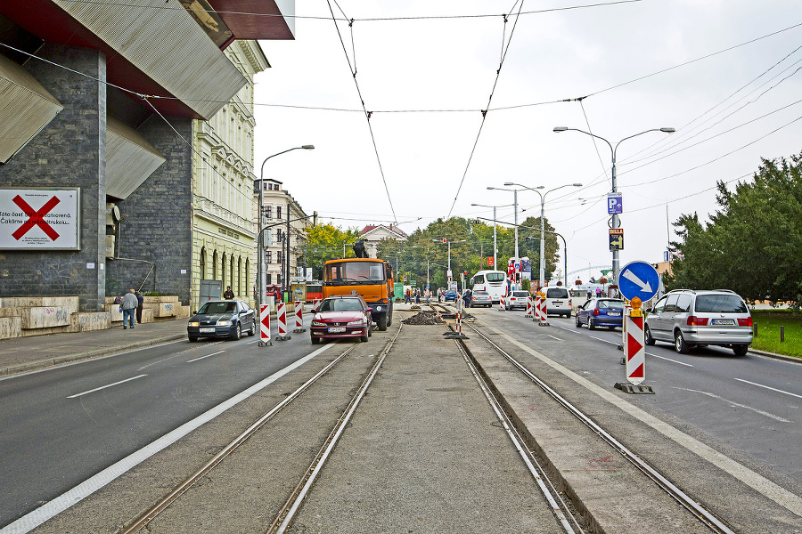 Vajanského nábrežie