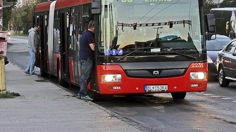 Bezpečnostné kladivká v MHD