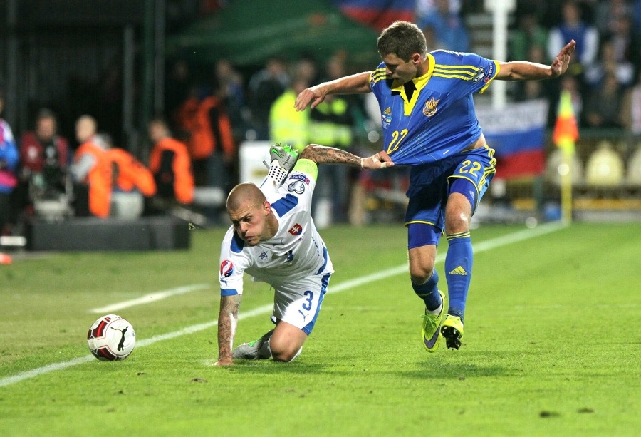 Slovenskí futbalisti v zápase