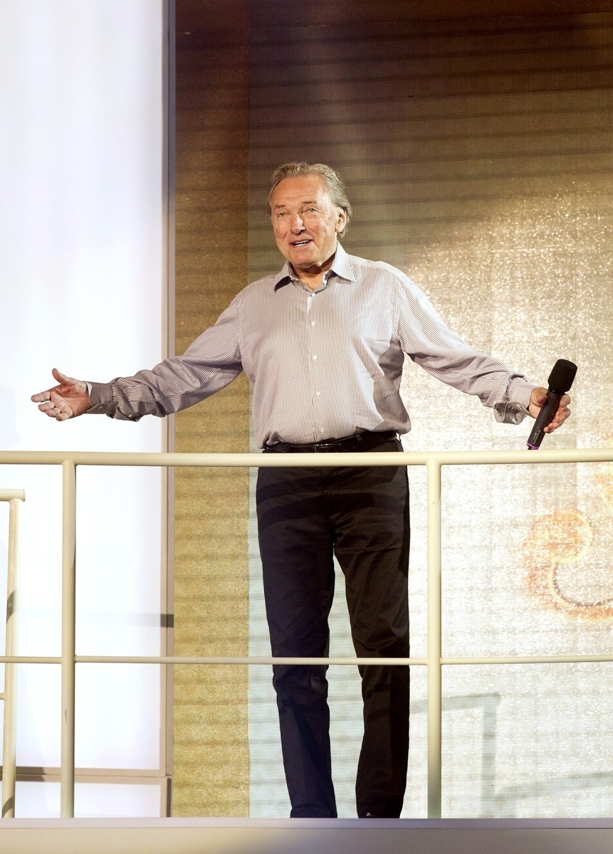 Karel Gott nerád hovorí