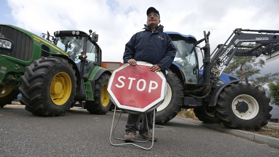 Francúzsky farmár počas protestu