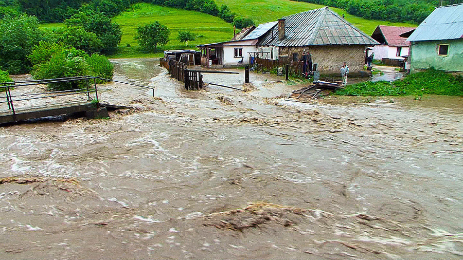 Záplavy: Z búrkového mraku