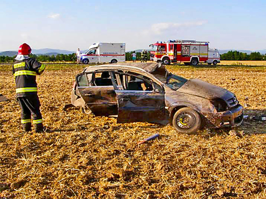 Opel v poli: Po