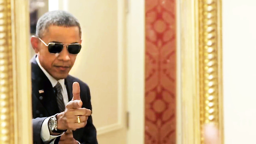 Obama ako agent 007.